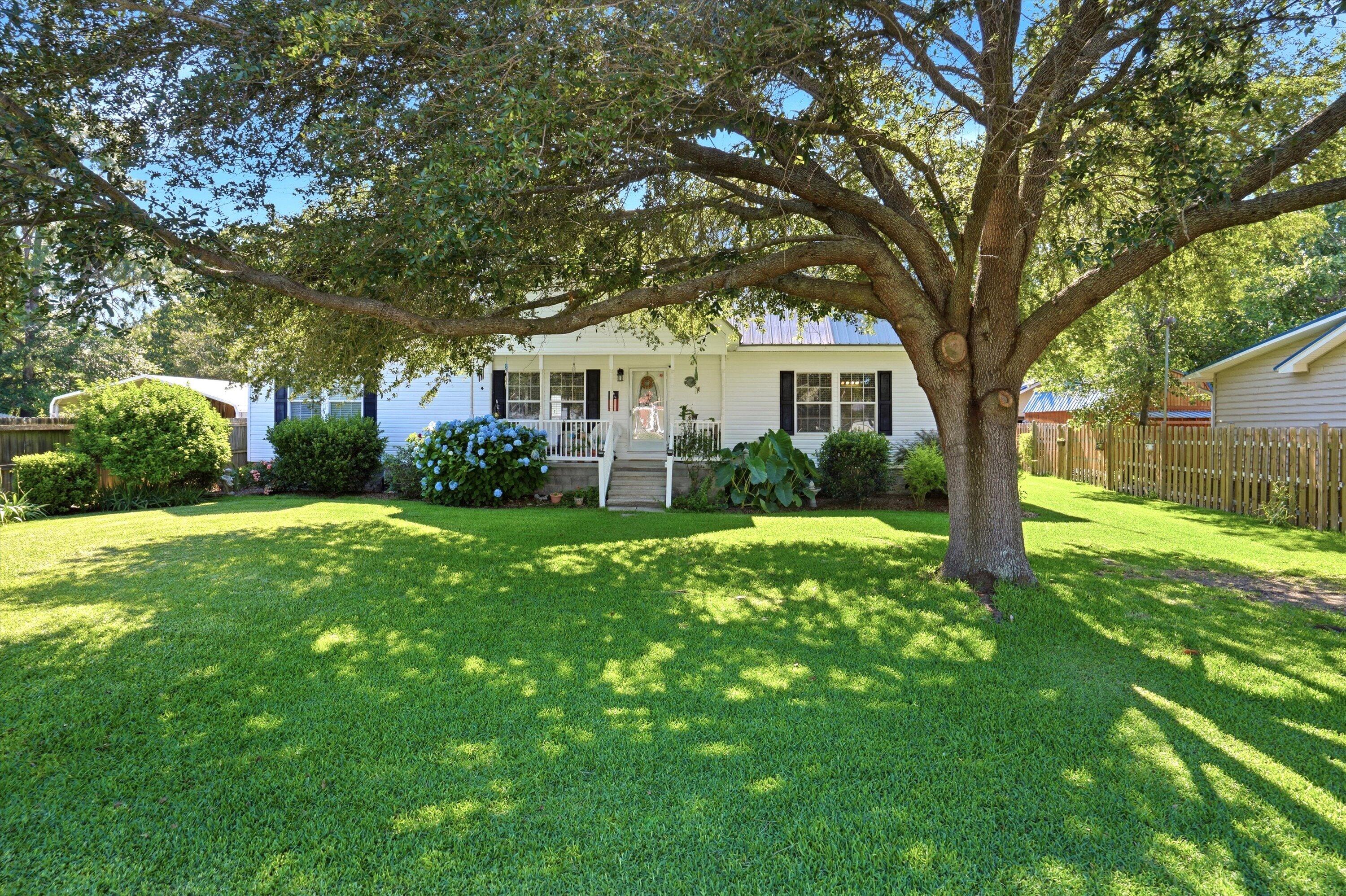 116 Sparrow Street Bonneau, SC 29431 - Photo 1 of 65