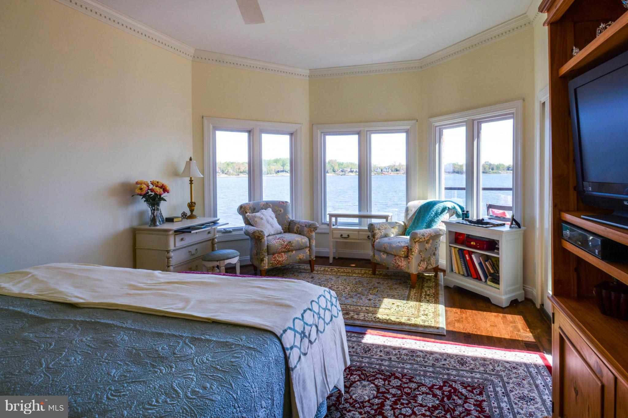 640 South River Landing Road, Unit 640 Edgewater, MD 21037 - Photo 16 of 30 MBR -wake up to this view!
