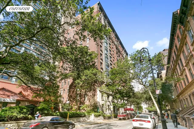 $485,000 | 140 West 69th Street, Unit 103B | Upper West Side