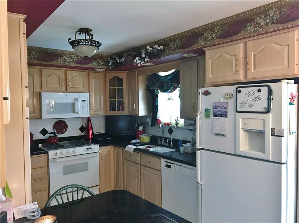 226 Ridge Road Monongahela, PA 15063 - Photo 4 of 25 Kitchen