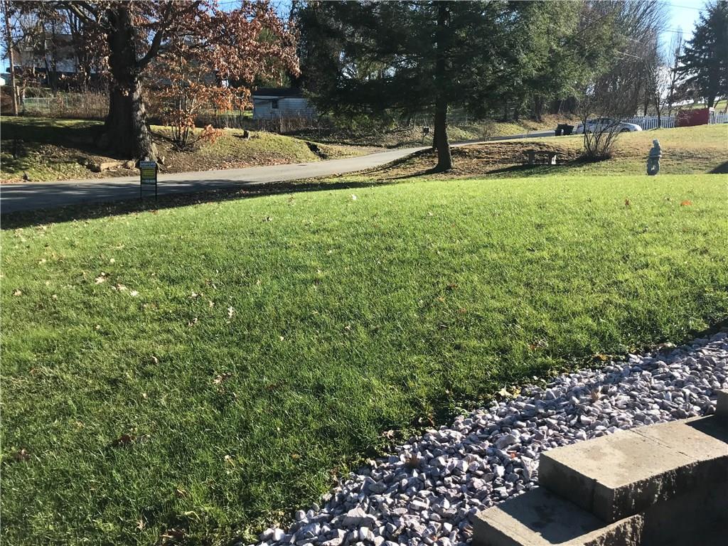 226 Ridge Road Monongahela, PA 15063 - Photo 6 of 25 Front Yard