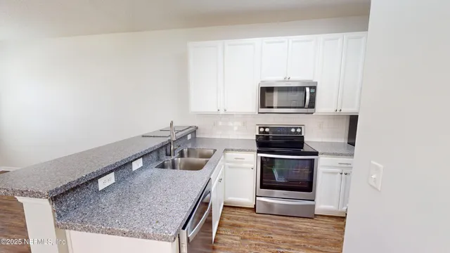 $1,650 | 448 Sherwood Oaks Drive, Orange Park, FL 32073