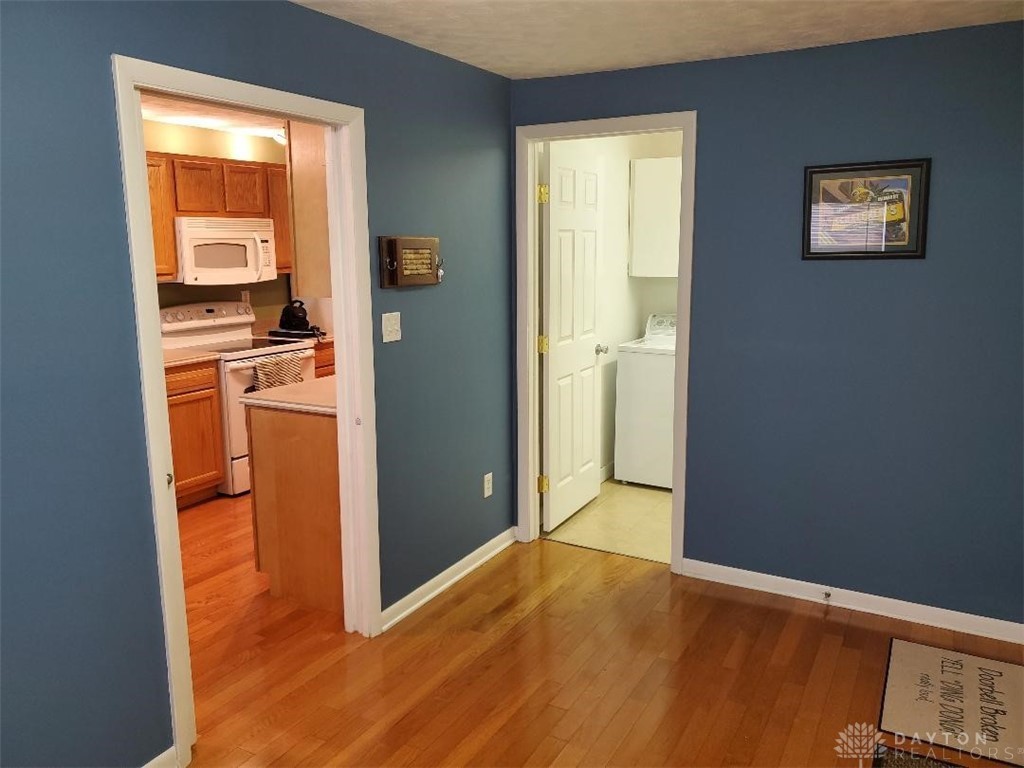 1249 Cloverfield Avenue Kettering, OH 45429 - Photo 7 of 34