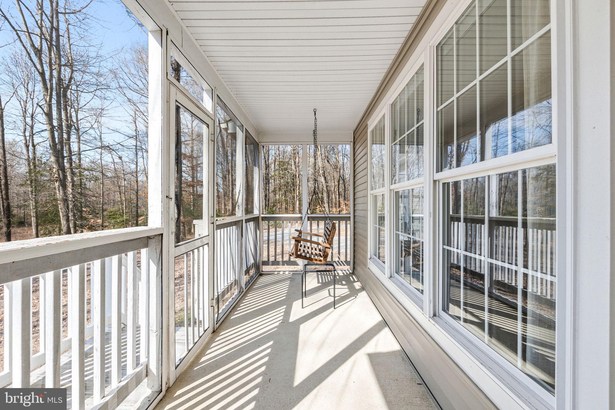 16352 Bullocks Road Ruther Glen, VA 22546 - Photo 25 of 29 a view of a balcony