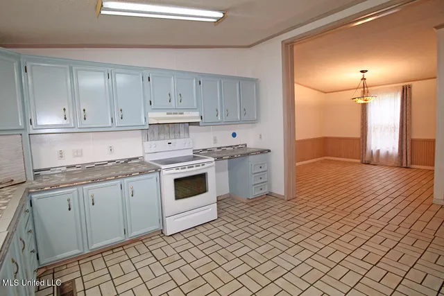 $249,000 | 202 Howell Road, Lucedale, MS 39452