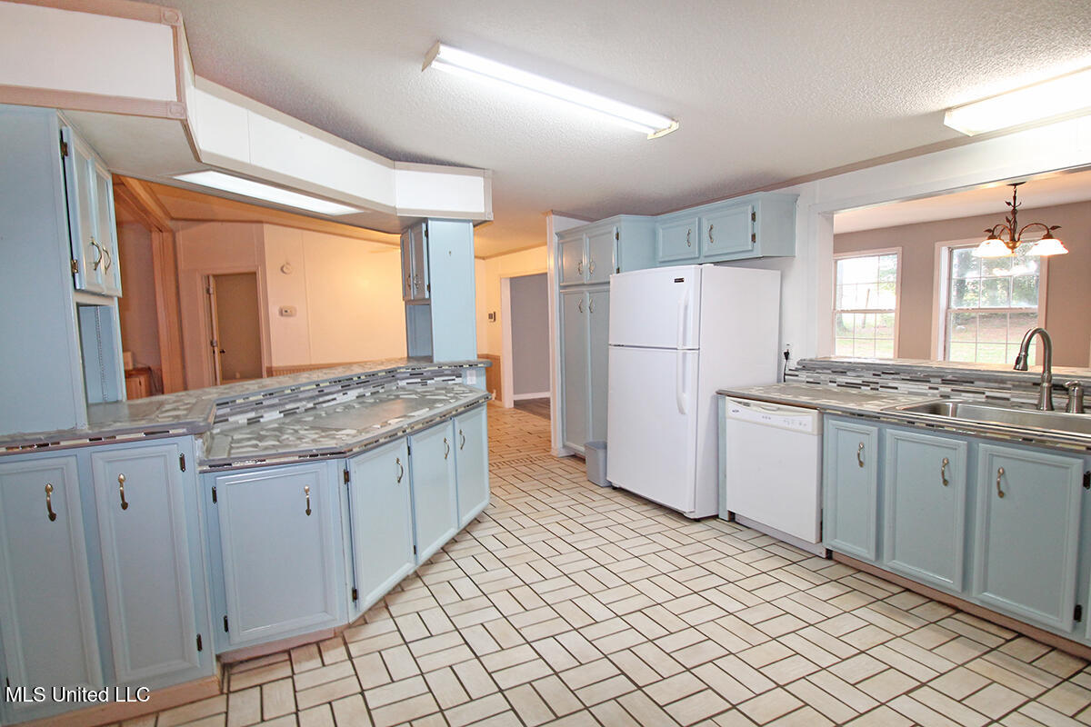 202 Howell Road Lucedale, MS 39452 - Photo 15 of 48 2 (6)