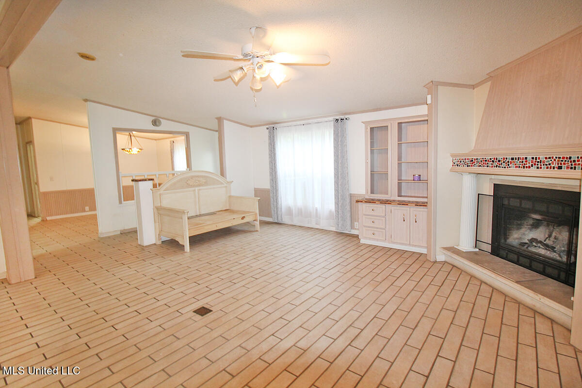 202 Howell Road Lucedale, MS 39452 - Photo 5 of 48 1 (5)