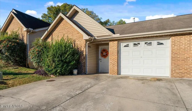 $234,900 | 3725 Willow Falls Way, Knoxville, TN 37917