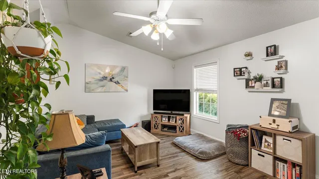 $234,900 | 3725 Willow Falls Way, Knoxville, TN 37917