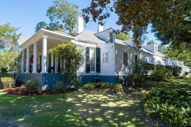 $1,297,000 | 131 Winchester Road, Natchez, MS 39120