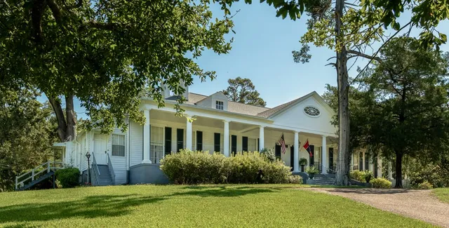 $1,297,000 | 131 Winchester Road, Natchez, MS 39120