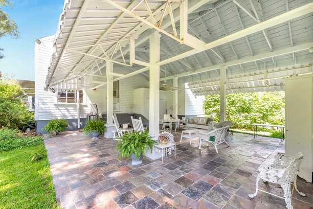 $1,297,000 | 131 Winchester Road, Natchez, MS 39120