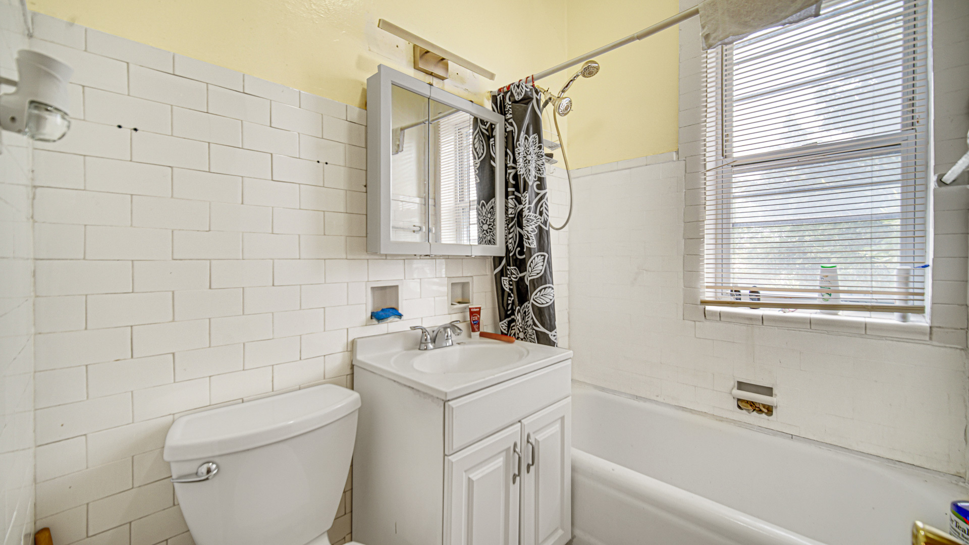 1634 West 68th Street Chicago, IL 60636 - Photo 31 of 34