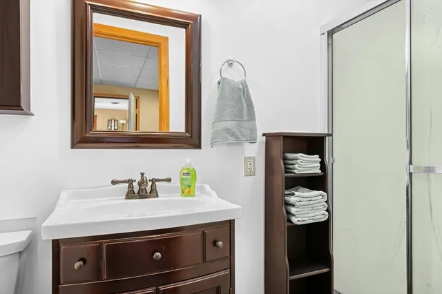 $1,900 | 94 South Oxford Road, Unit 1, Millbury, MA 01527