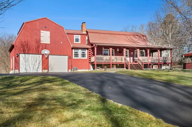 $1,900 | 94 South Oxford Road, Unit 1, Millbury, MA 01527