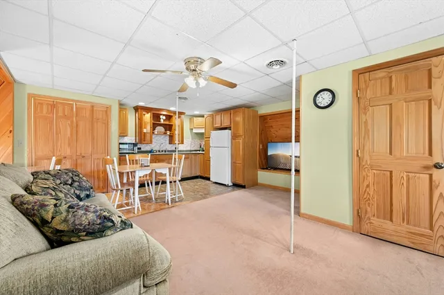 $1,900 | 94 South Oxford Road, Unit 1, Millbury, MA 01527