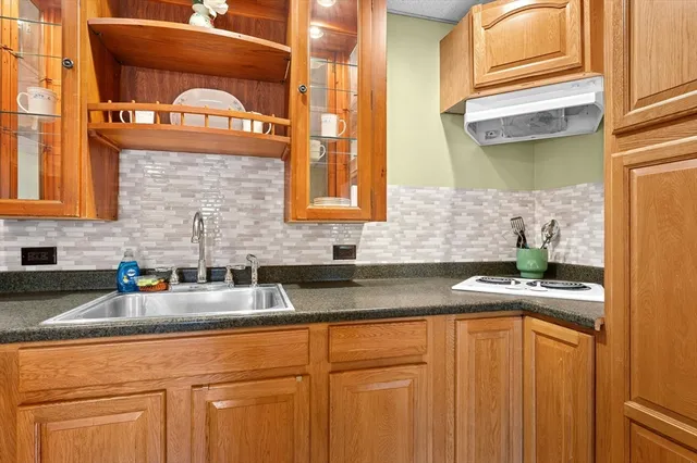 $1,900 | 94 South Oxford Road, Unit 1, Millbury, MA 01527