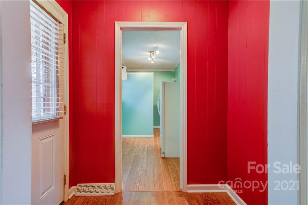 400 Rollingbrook Road Kings Mountain, NC 28086 - Photo 11 of 46 Gallery Image 11
