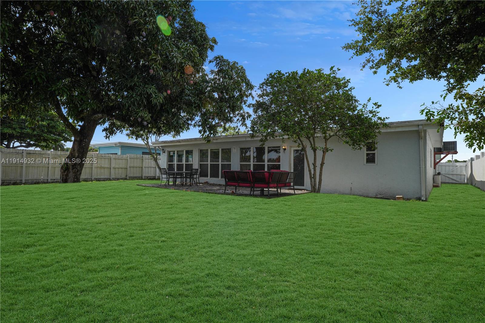 4721 West Park Road Hollywood, FL 33021 - Photo 34 of 34 a view of a house with a backyard