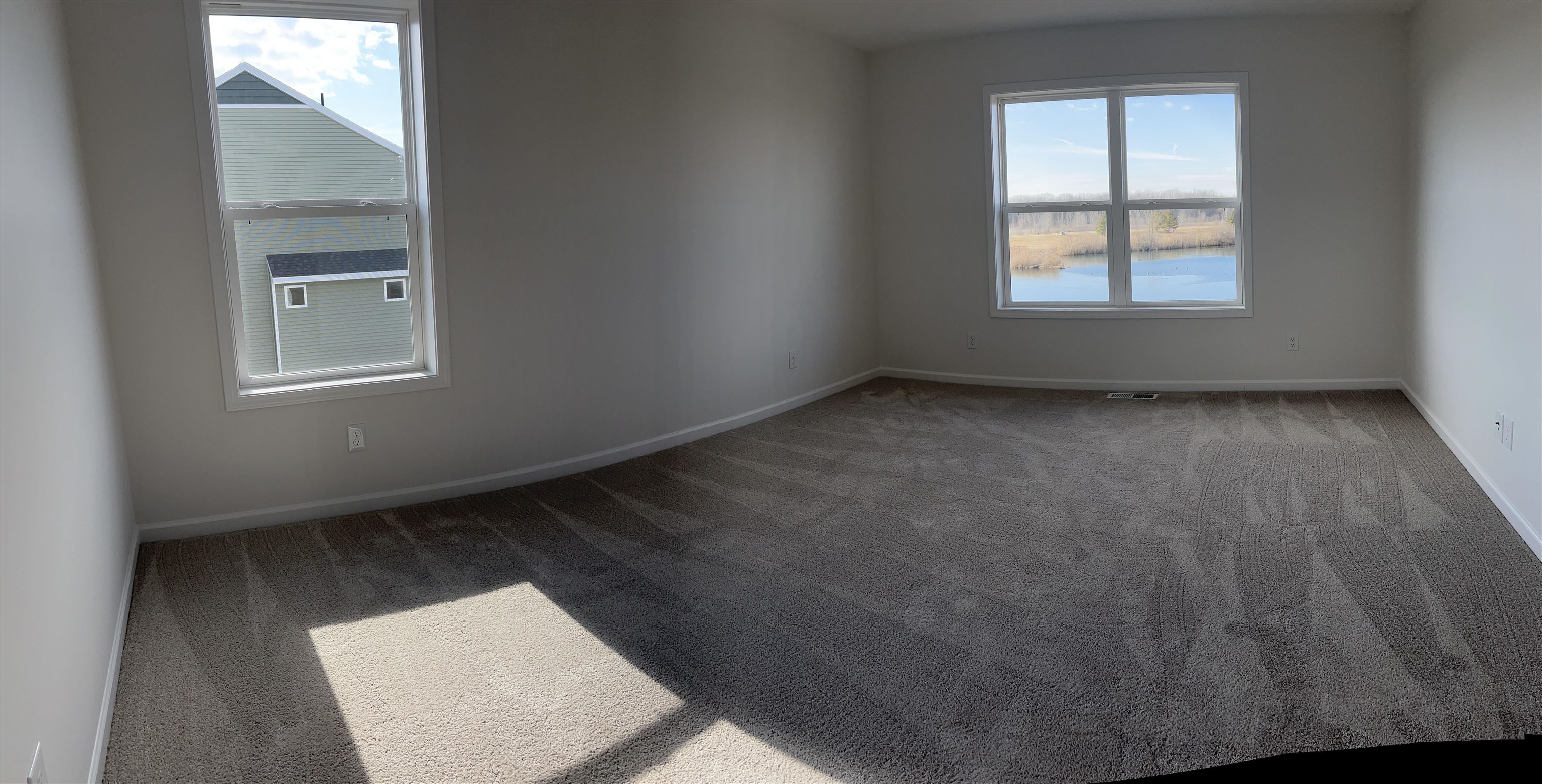 377 North Clearwater Perry, MI 48872 - Photo 5 of 10 1919521-fc800f01-4cd3-4a8e-bebc-c07443e56141.JPG