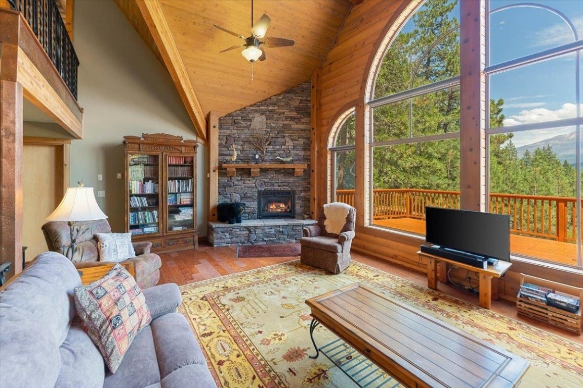 3914 Eddy Creek Road Weed, CA 96094 - Photo 8 of 42 Gallery Image 8