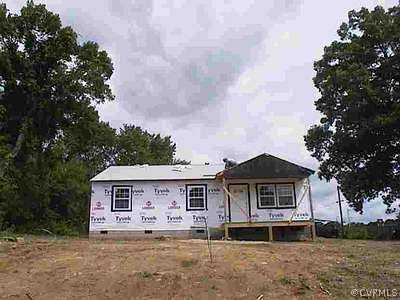 Exterior Front - Property Photo-1
