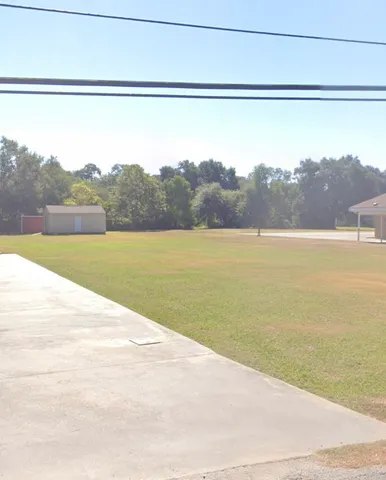 $379,999 | 5468 Hogaboom Road, Groves, TX 77619