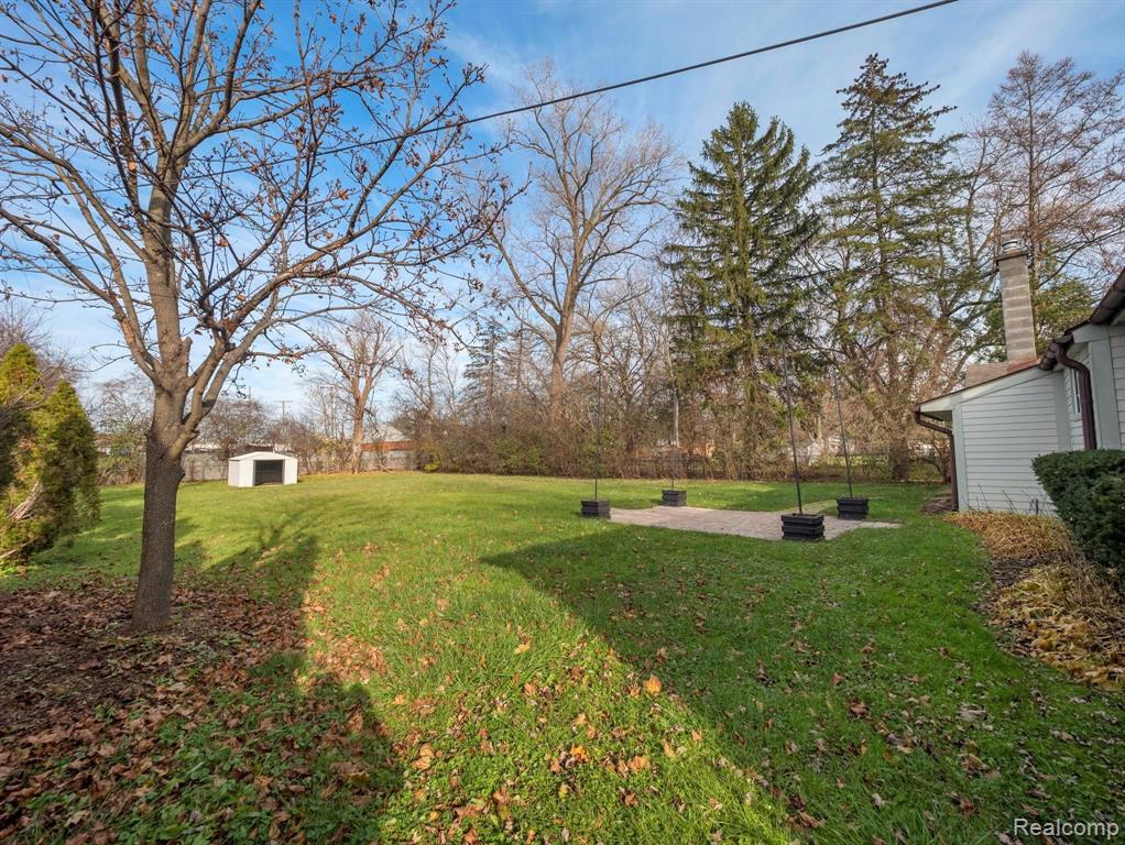 1928 June Avenue Rochester Hills, MI 48309 - Photo 14 of 15