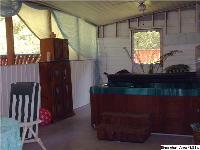 306 Janney Road Ohatchee, AL 36271 - Photo 16 of 31