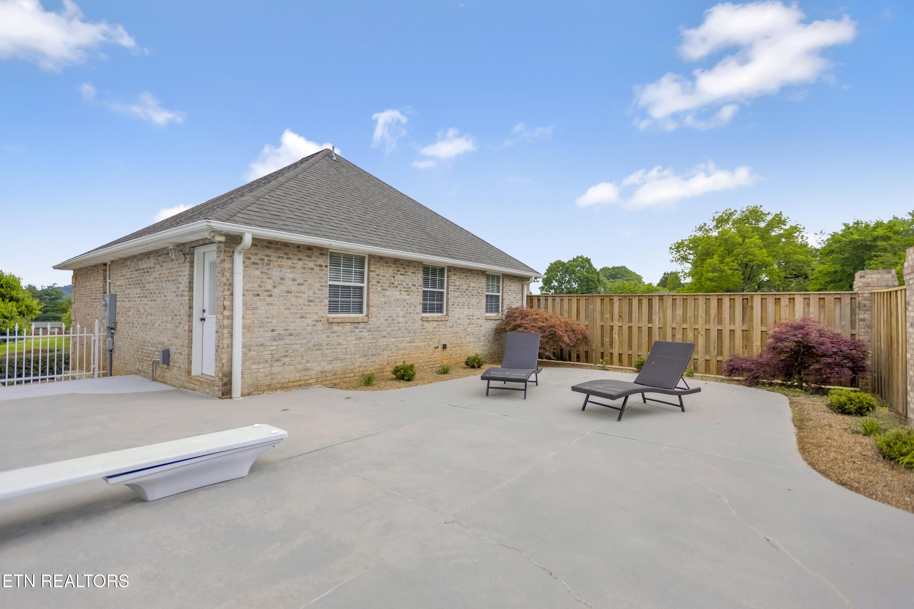 117 Mayview Drive Powell, TN 37849 - Photo 47 of 56 Photo Aug 10 2025, 2 32 15 AM