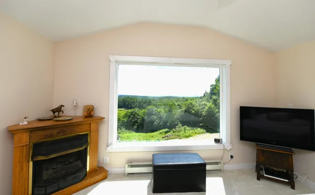 $475,000 | 104 Johnny Cake Hill Lane, Readsboro, VT 05350