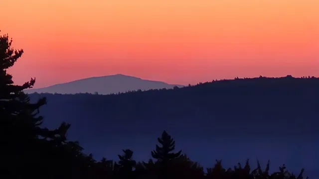 $475,000 | 104 Johnny Cake Hill Lane, Readsboro, VT 05350