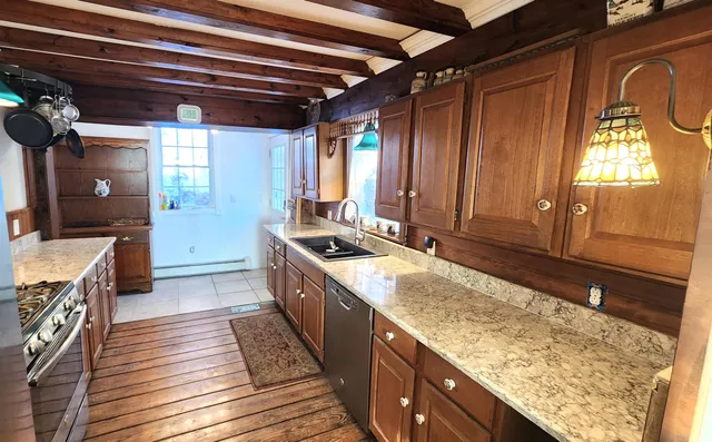 $475,000 | 104 Johnny Cake Hill Lane, Readsboro, VT 05350