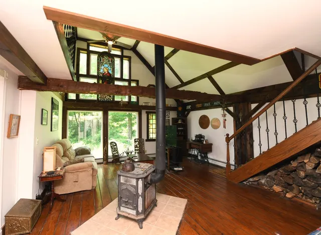 $475,000 | 104 Johnny Cake Hill Lane, Readsboro, VT 05350