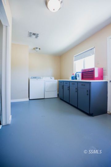 2030 South Inyo Street Ridgecrest, CA 93555 - Photo 34 of 42 a view of a room with cabinet and cabinet