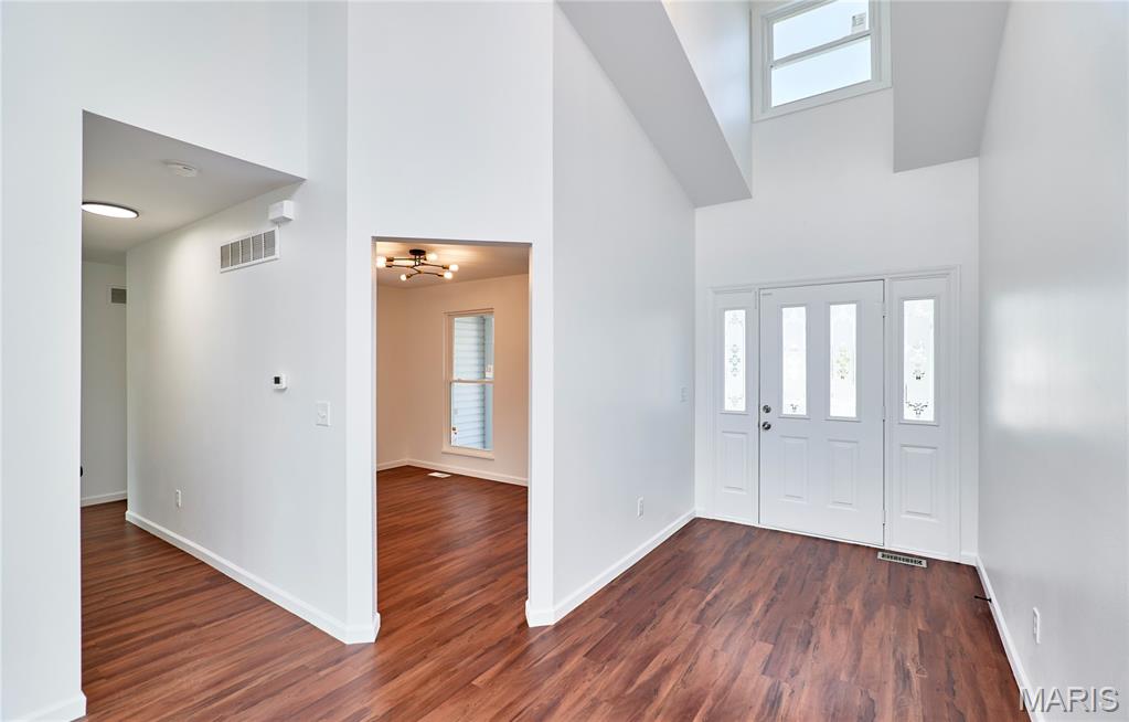 15 Pinehurst Ridge Court O'Fallon, MO 63366 - Photo 4 of 44