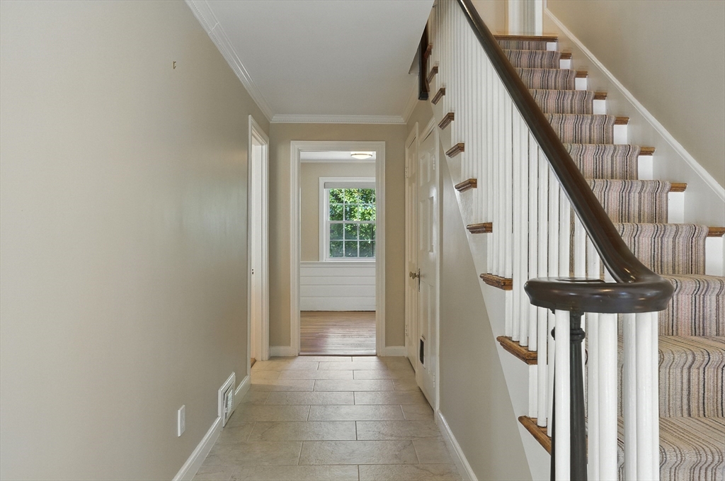6 Chatham Road Newton, MA 02461 - Photo 3 of 39 Gallery Image 3