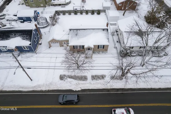 $299,900 | 43 Sherwood Avenue, East Greenbush, NY 12144