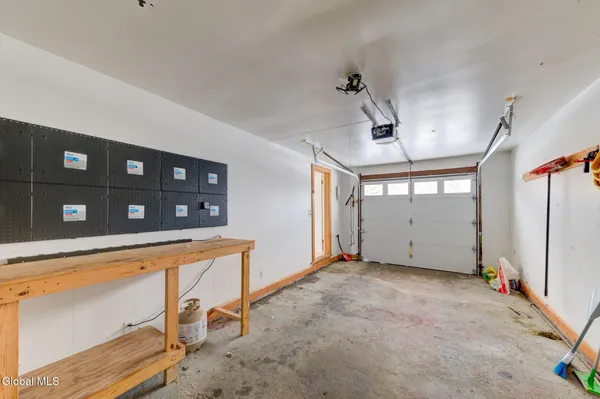 $299,900 | 43 Sherwood Avenue, East Greenbush, NY 12144