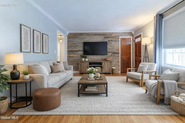 $299,900 | 43 Sherwood Avenue, East Greenbush, NY 12144