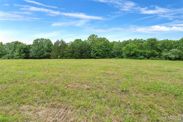 $410,000 | 4373 East Linda Lane, Robertsville, MO 63072