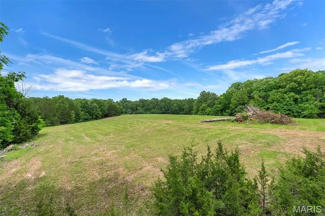 $410,000 | 4373 East Linda Lane, Robertsville, MO 63072