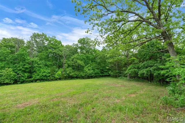 $410,000 | 4373 East Linda Lane, Robertsville, MO 63072