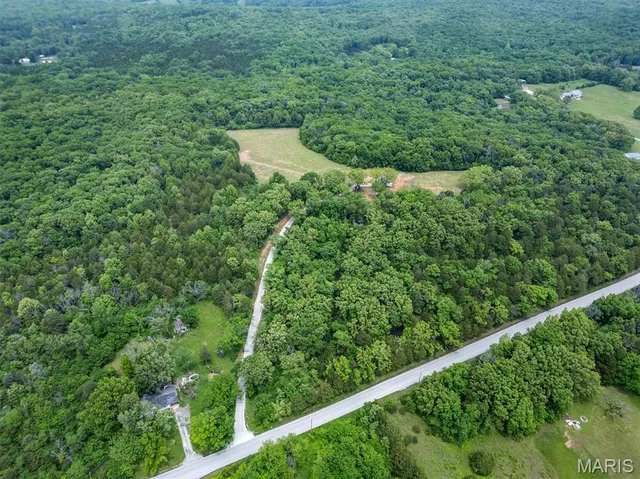 $410,000 | 4373 East Linda Lane, Robertsville, MO 63072