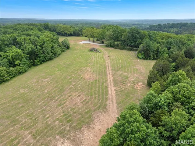 $410,000 | 4373 East Linda Lane, Robertsville, MO 63072