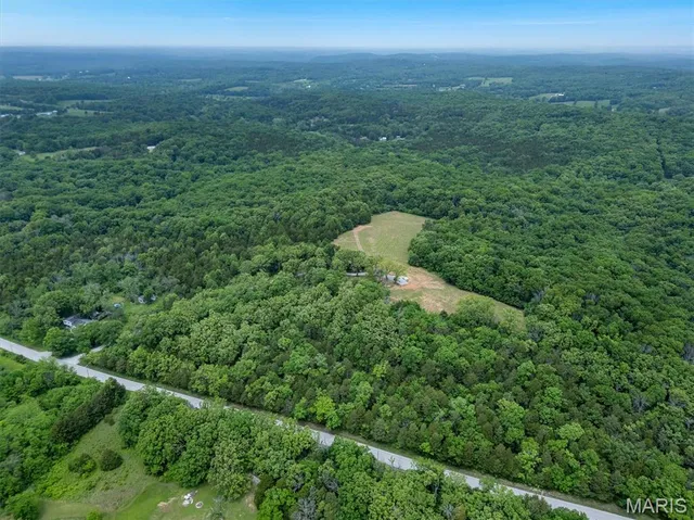 $410,000 | 4373 East Linda Lane, Robertsville, MO 63072