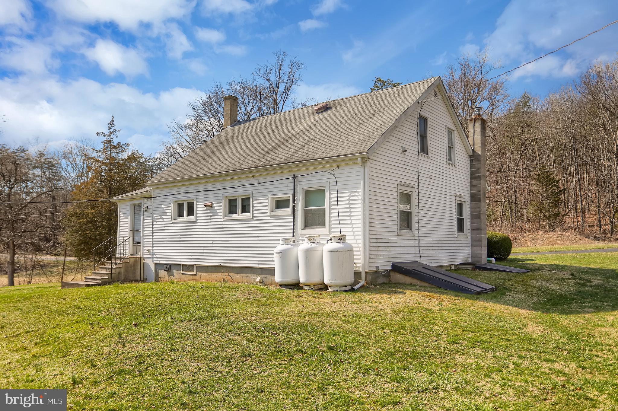 699 Buckwheat Road Millerstown, PA 17062 - Photo 9 of 55 Gallery Image 9