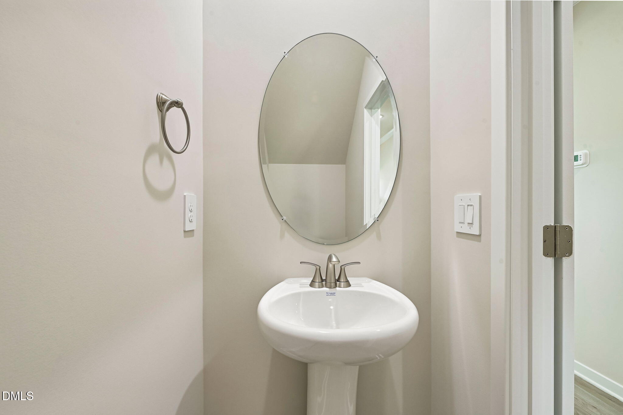 1513 Hatteras Road Durham, NC 27703 - Photo 18 of 43 18-web-or-mls-Raleigh - Avalon Place - 1