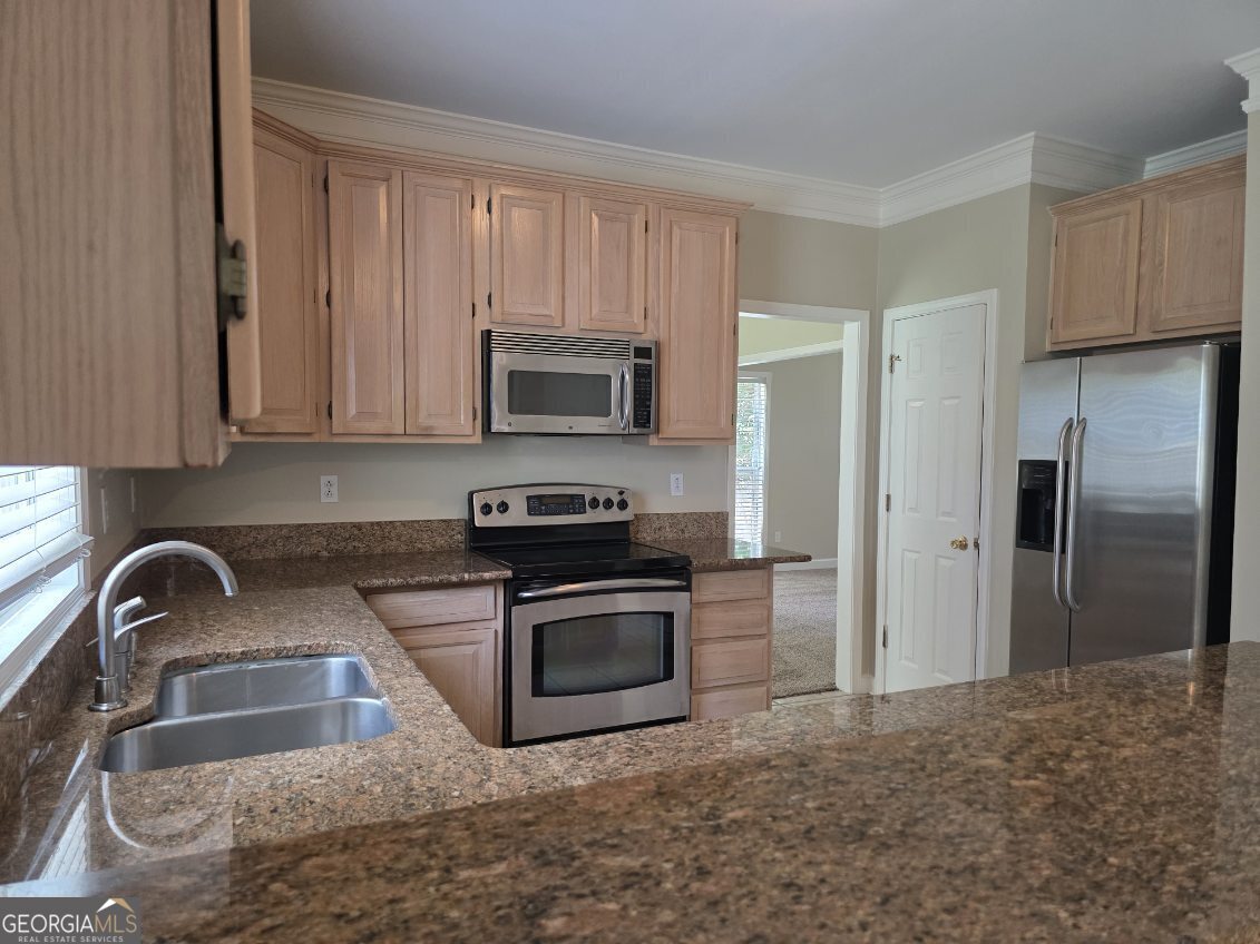 104 Inverrary Court McDonough, GA 30253 - Photo 3 of 12