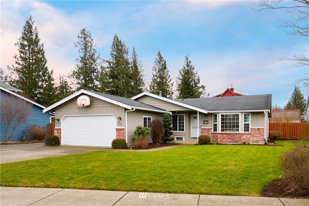 424 Cascade Way Lynden, WA 98264 - Photo 1 of 34 Gallery Image 1